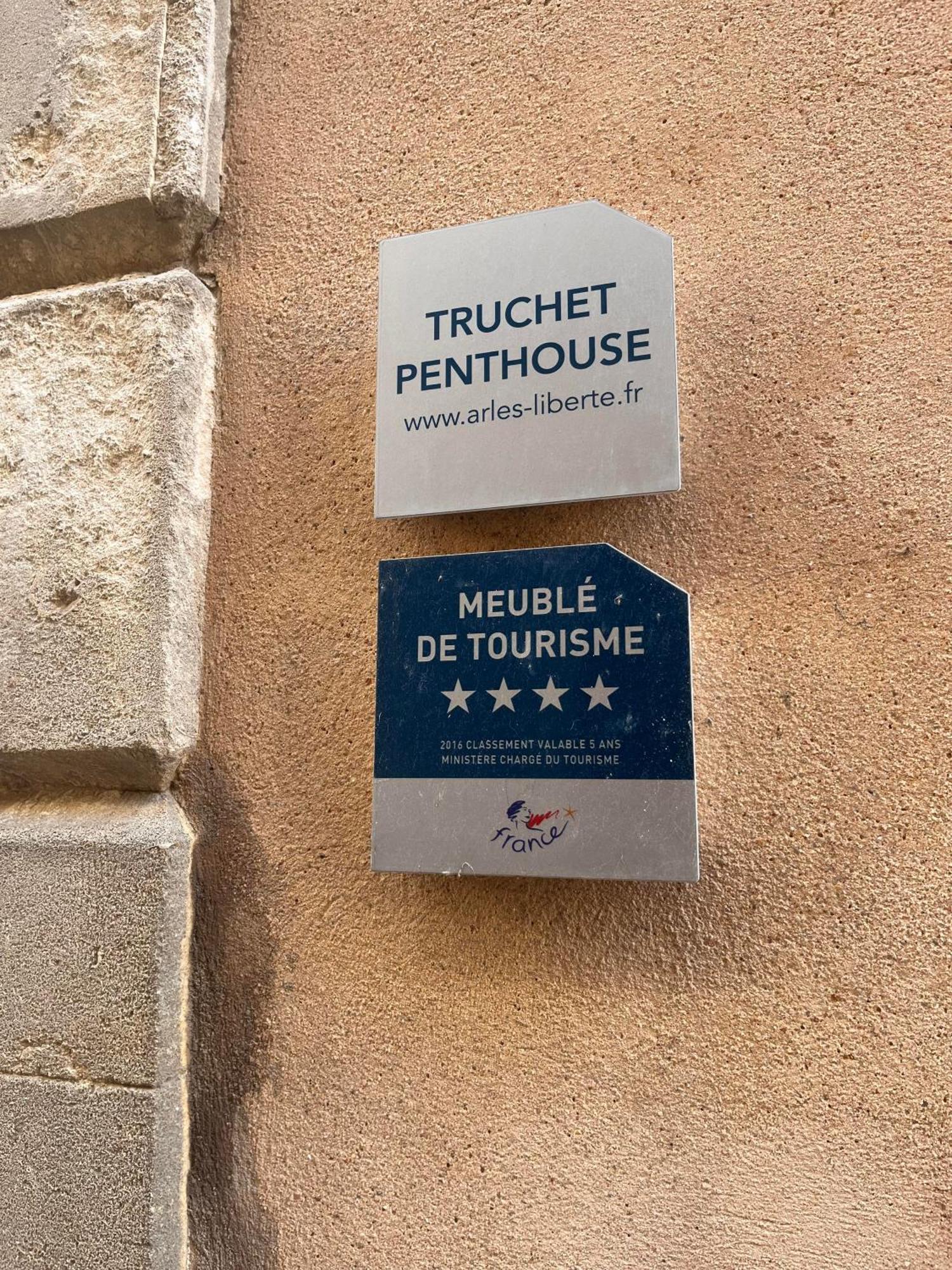 Truchet Penthouse Apartment Arles Ngoại thất bức ảnh